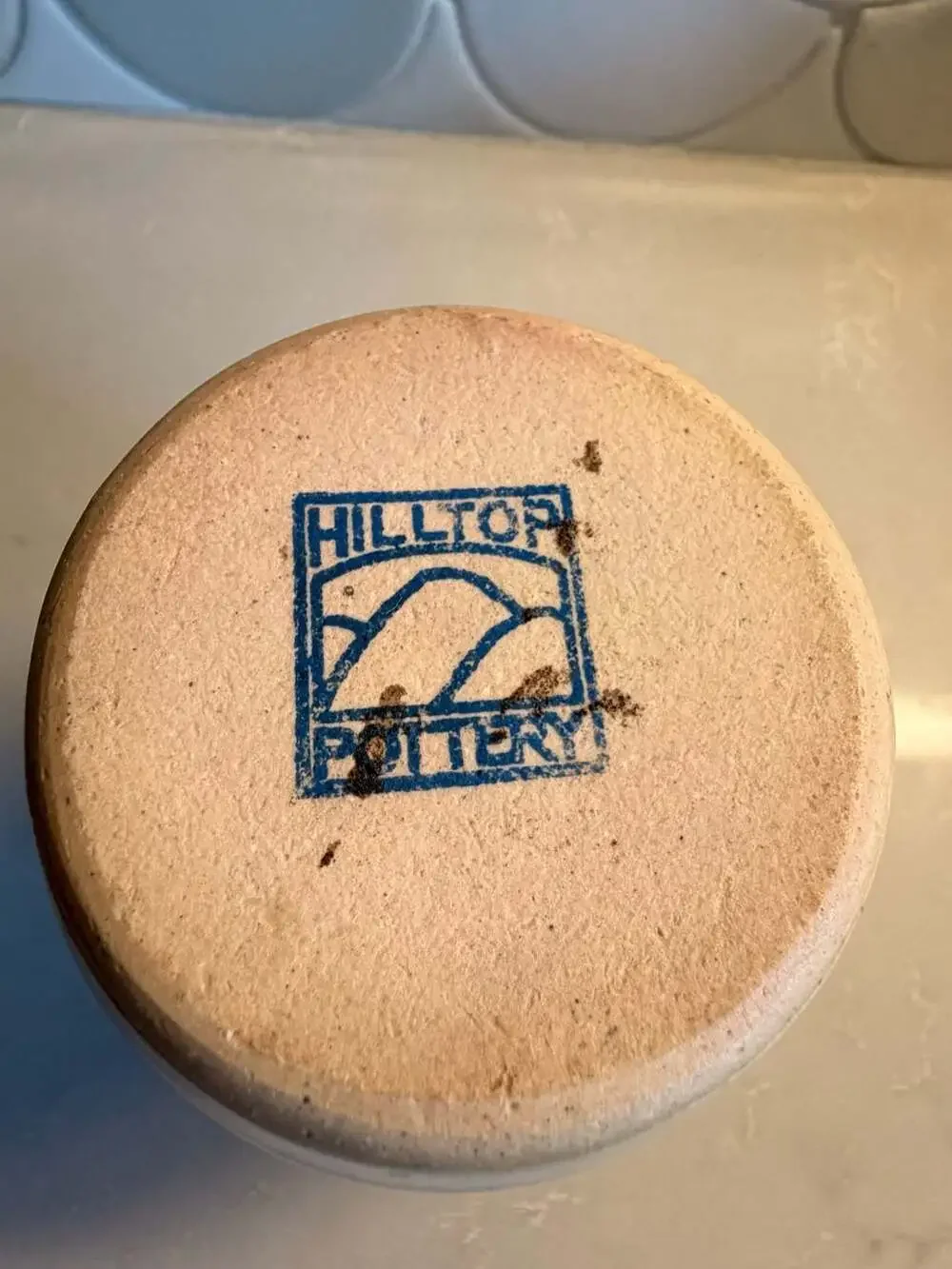 Hilltop Pottery ceramic vase hand